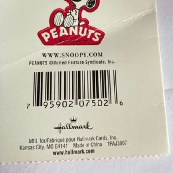 Snoopy/peanuts, NWT Deadstock, vintage Hallmark ace in a basket, plush - Picture 7 of 7